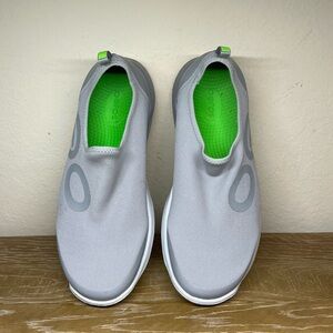 OOFOS OOmg eeZee Grey Low Recovery Shoe - Men’s Size 11